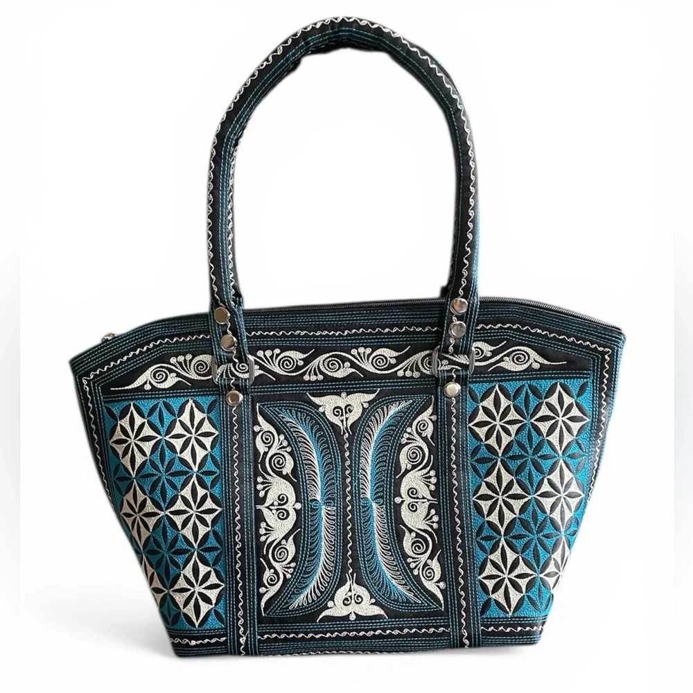 NWT Banda Bags Memetika Embroidered Tote Bag Blue Vegan Cotton Handcrafted Zip